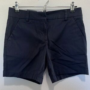 NWT Tommy Hilfiger Women's 7” flat front walking shorts size 2